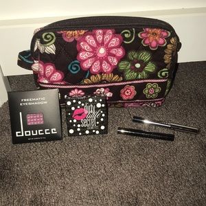 Vera Bradley makeup bag